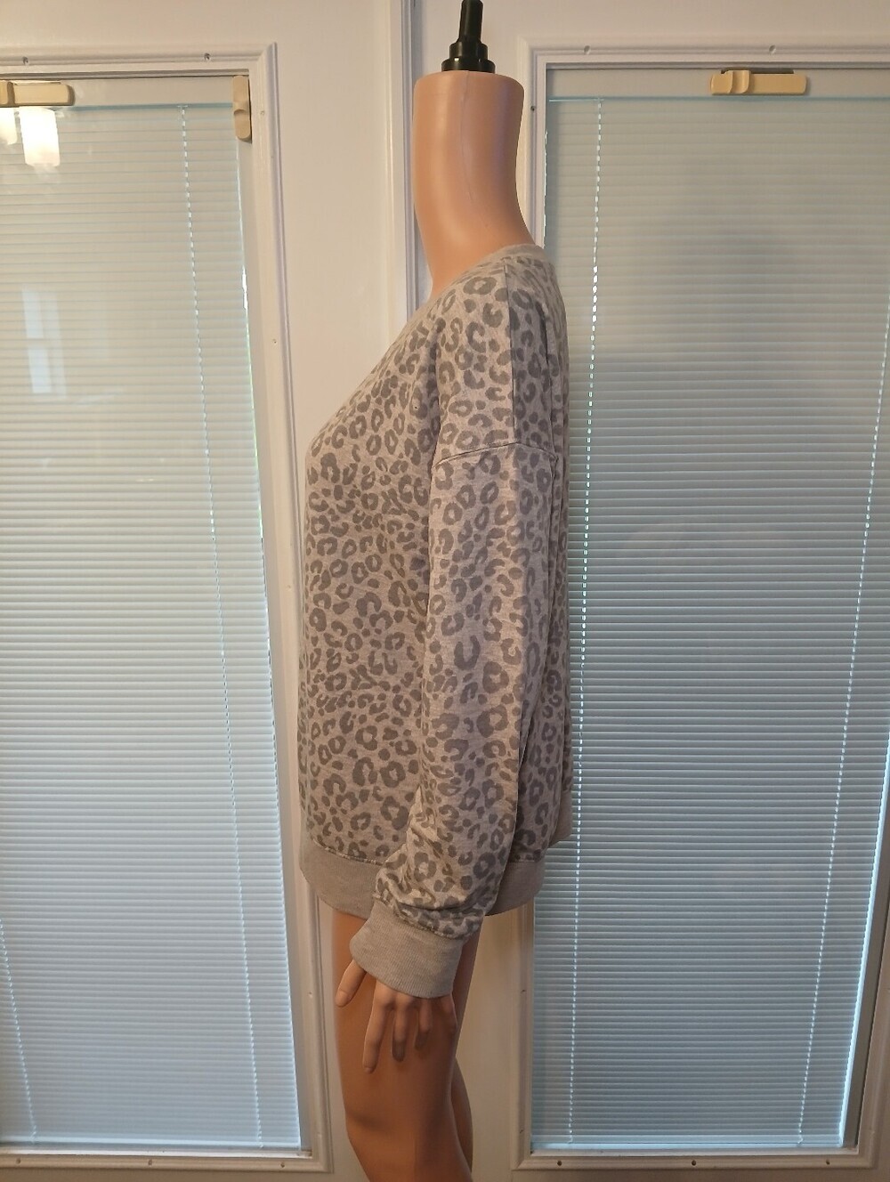 Splendid Grey Leopard-Print Pullover - Picture 2 of 6